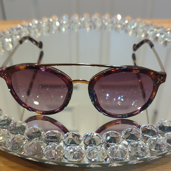 Nine West LIU JO Tortoise Shell Sunglasses w Case main image 4